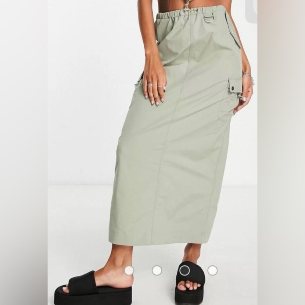 Emory Park Windbreaker Sage Colored Cargo Skirt Size S